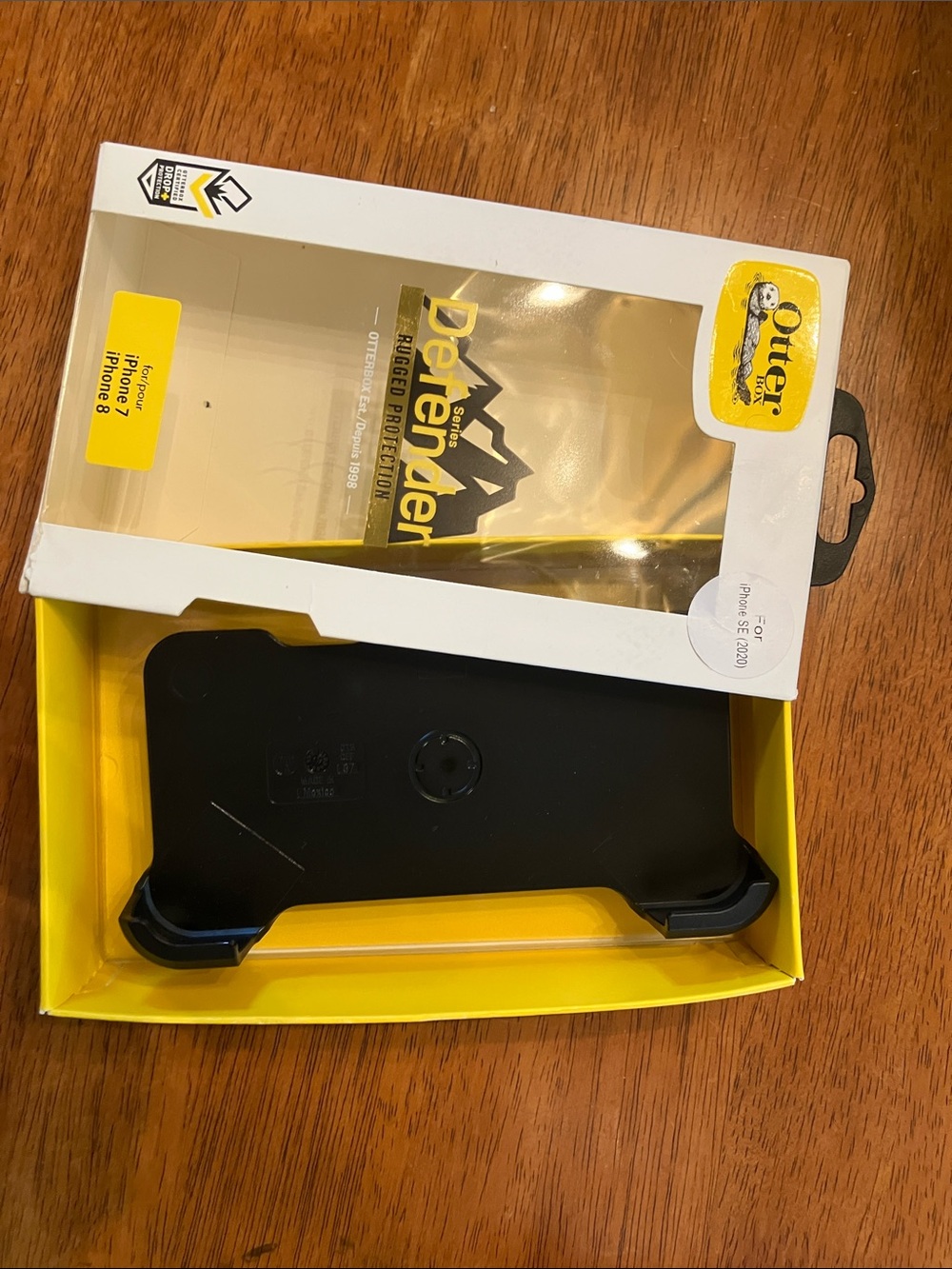 OtterBox Defender Series Case - Black and White Packaging